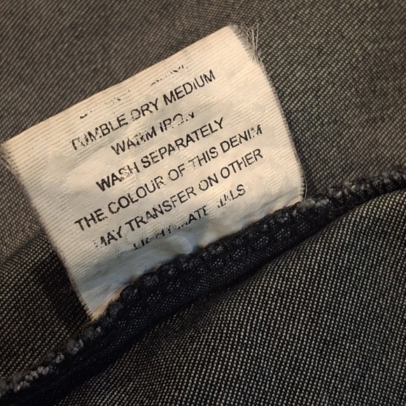 VG Jeans Women's Black Demin Long Sleeve Classic Rock Zip Up Jacket Size 10 - Picture 13 of 14